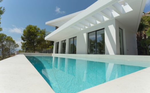 NEW, modern villa with sea view in Altea Hills!